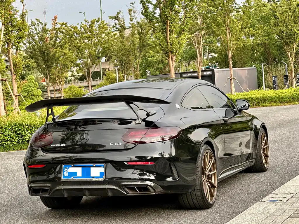 Mercedes-Benz C-Class AMG — миниатюра 6