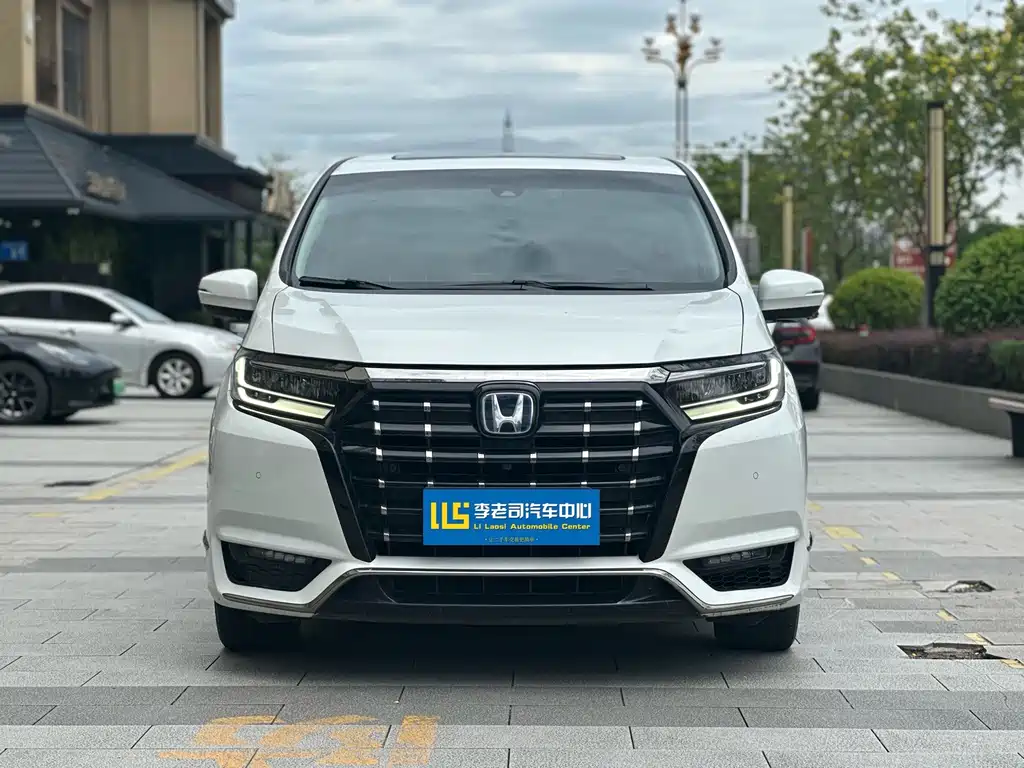 Honda Elysion — миниатюра 2