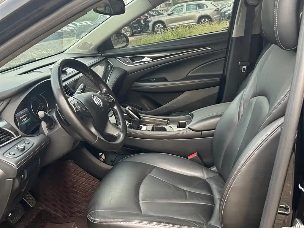Buick LaCrosse — миниатюра 4