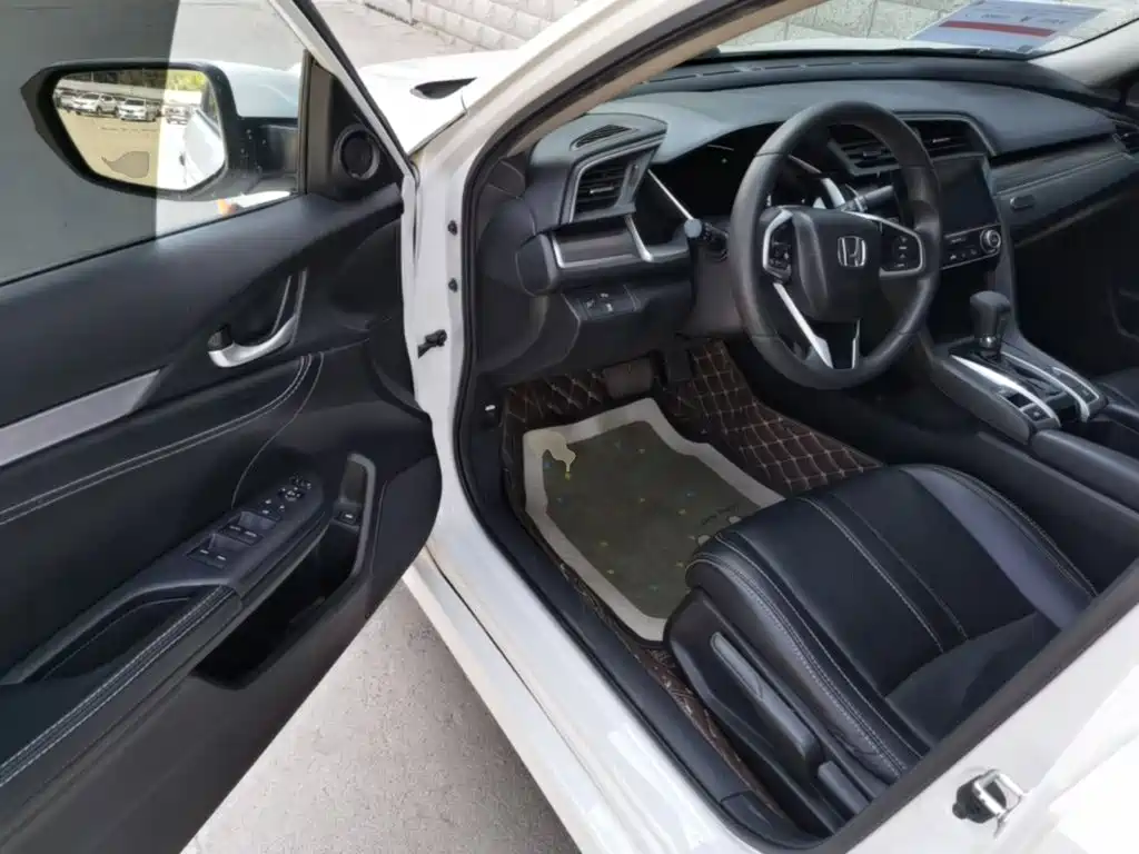 Honda Civic — миниатюра 16