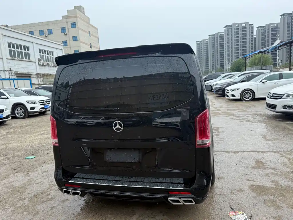 Mercedes-Benz Vito 2020 2.0T Elite 7 мест