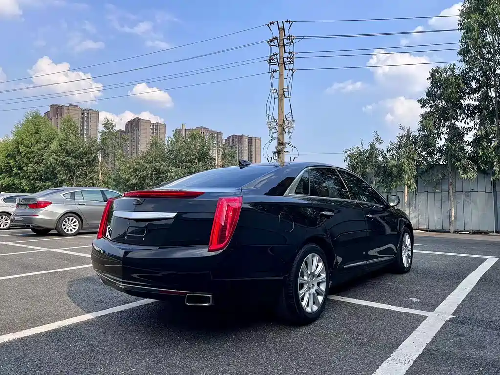 Cadillac XTS — миниатюра 4