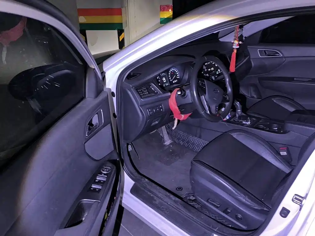 Hyundai Mistra — миниатюра 12