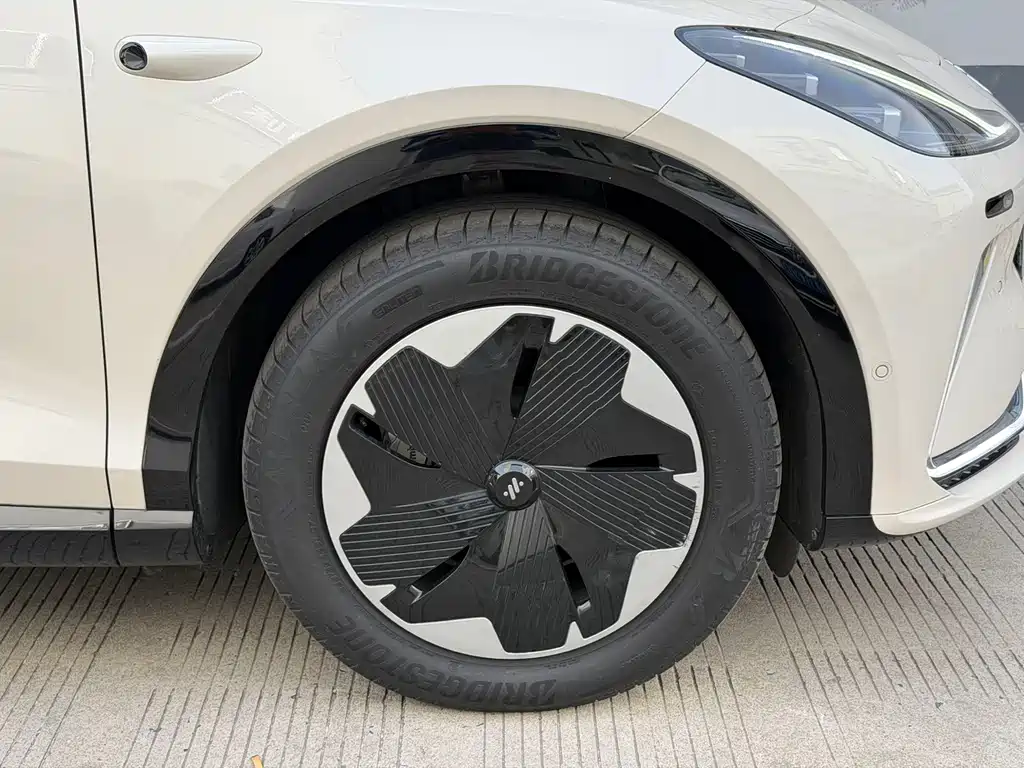 ZHIJI AUTOMOBILE ZHIJI LS7