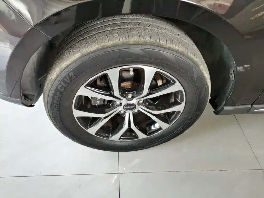 Zotye T600 Coupe — миниатюра 23
