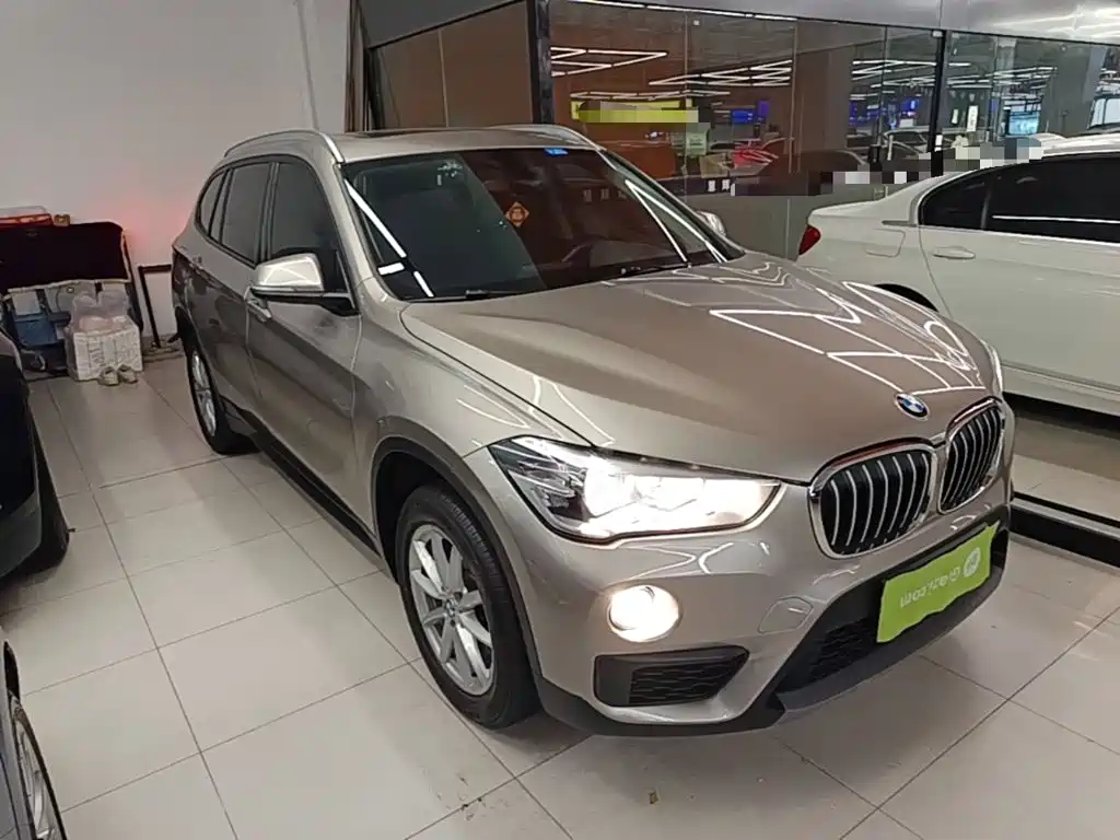 BMW X1 — миниатюра 4