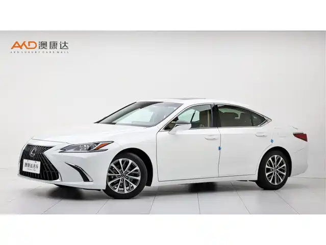Lexus ES300h