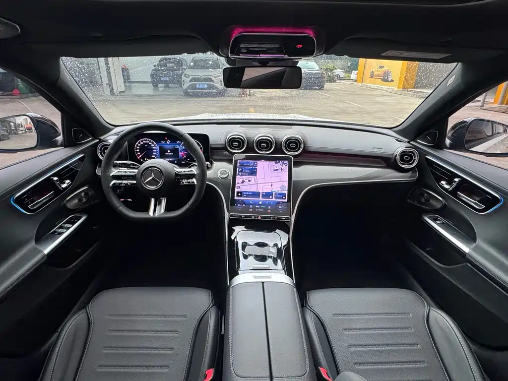 Mercedes-Benz C-Class — миниатюра 10