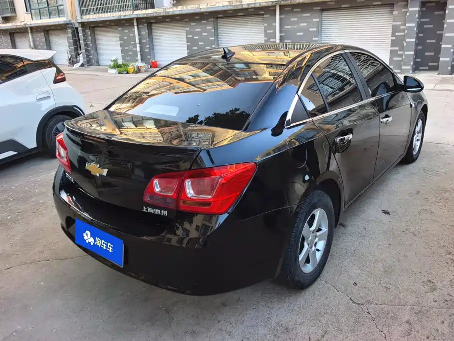 Chevrolet Cruze — миниатюра 3