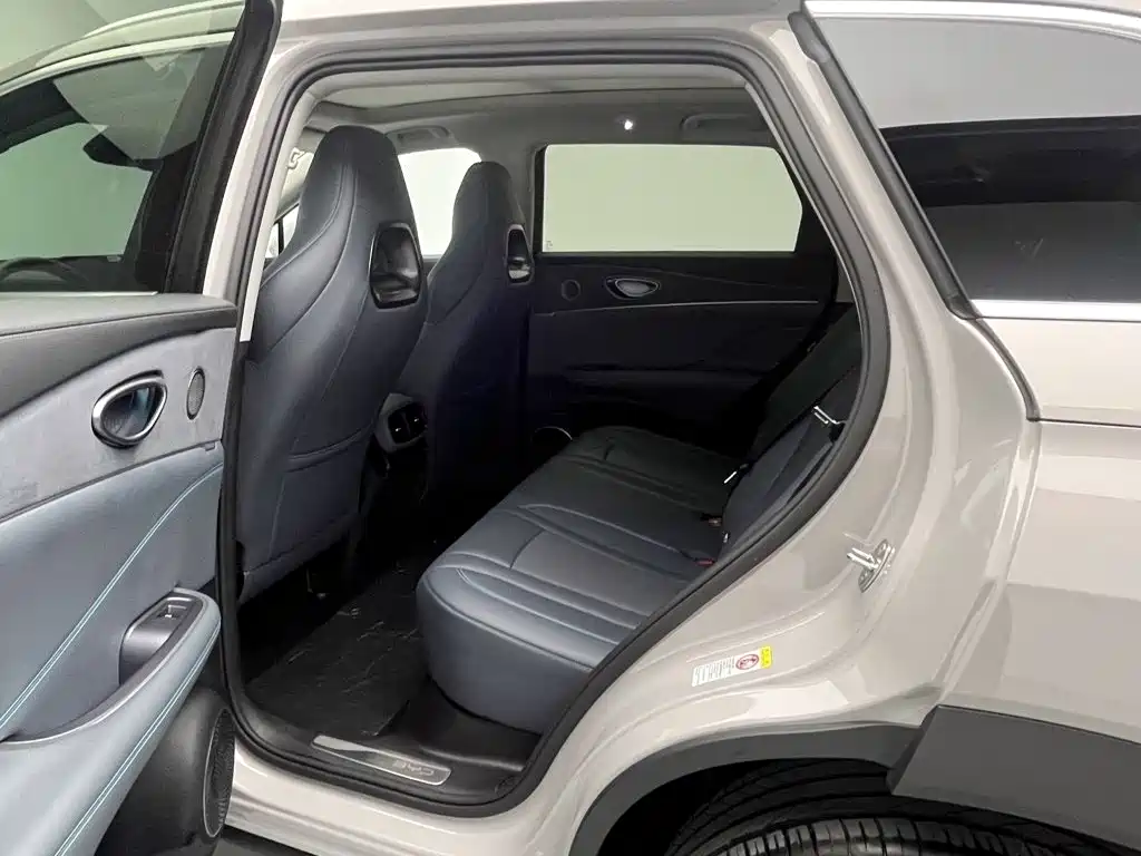 BYD Морской лев 07 DM-i — миниатюра 17