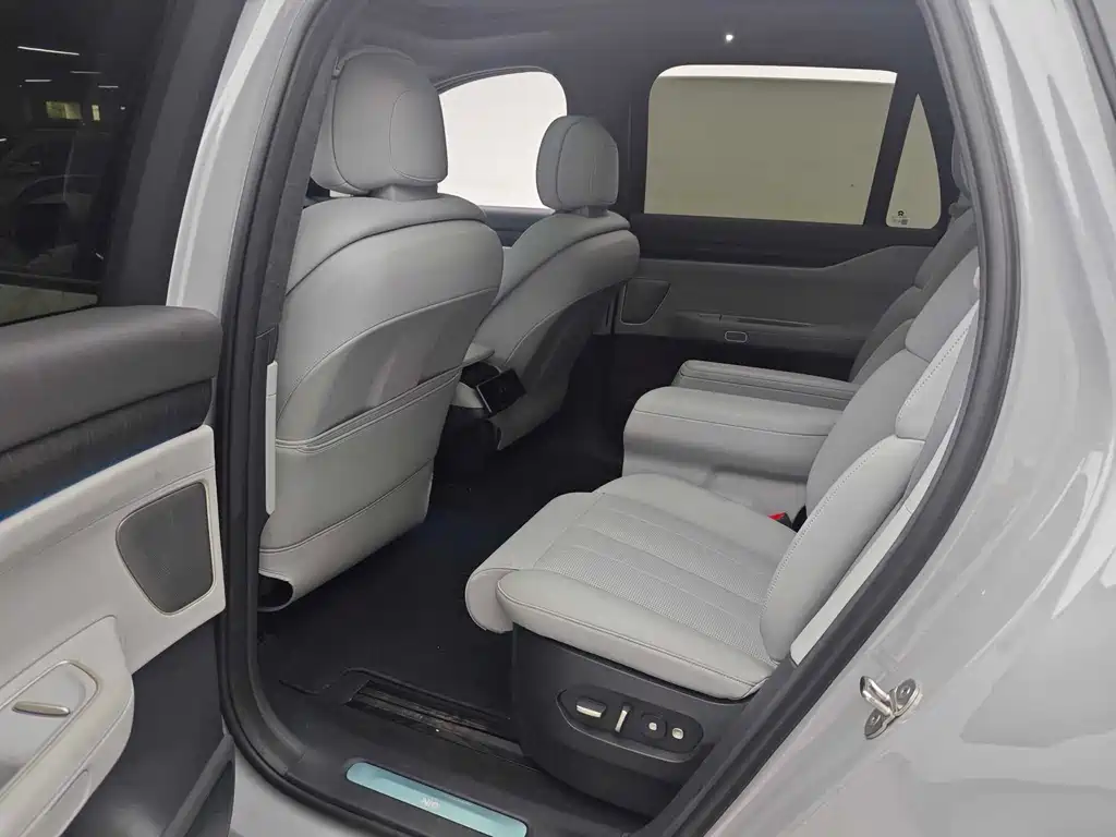NIO ES8 2023 75kWh
