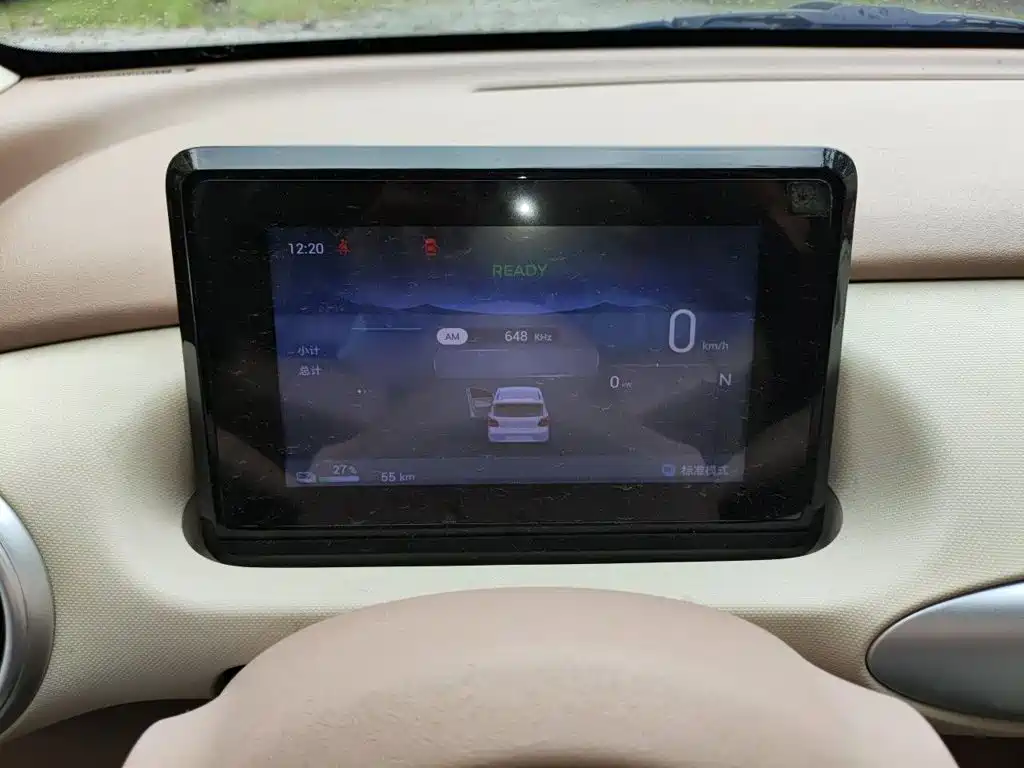 Wuling MINIEV — миниатюра 4