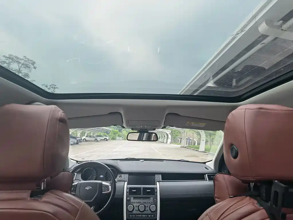 Land Rover Discovery Sport — миниатюра 19