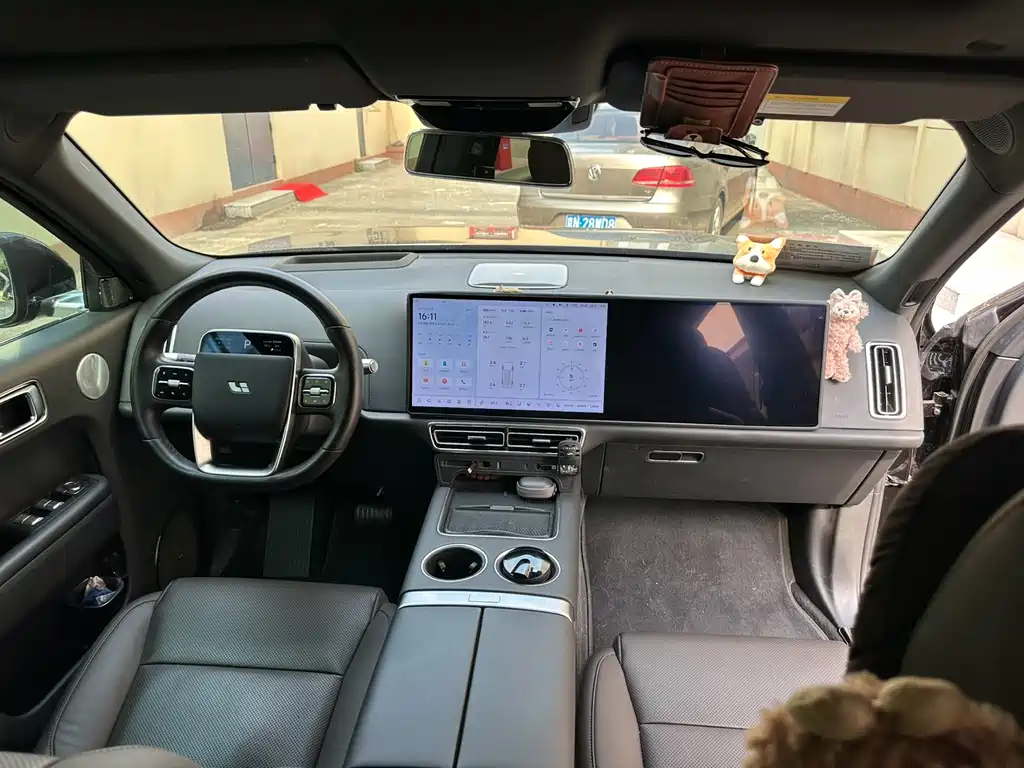 Li Auto L8 2023 Pro