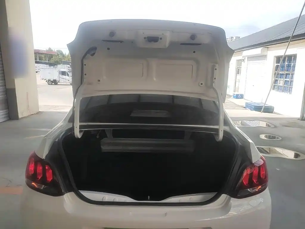 Peugeot 301 — миниатюра 19