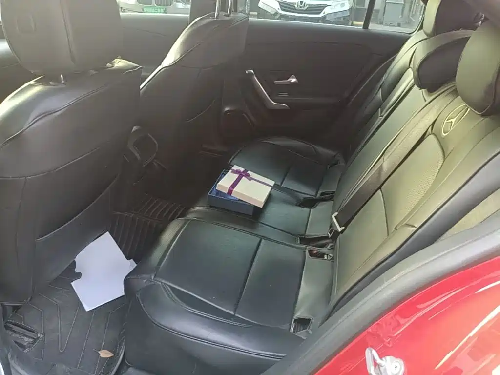 Mercedes-Benz A-Class (Import) — миниатюра 17