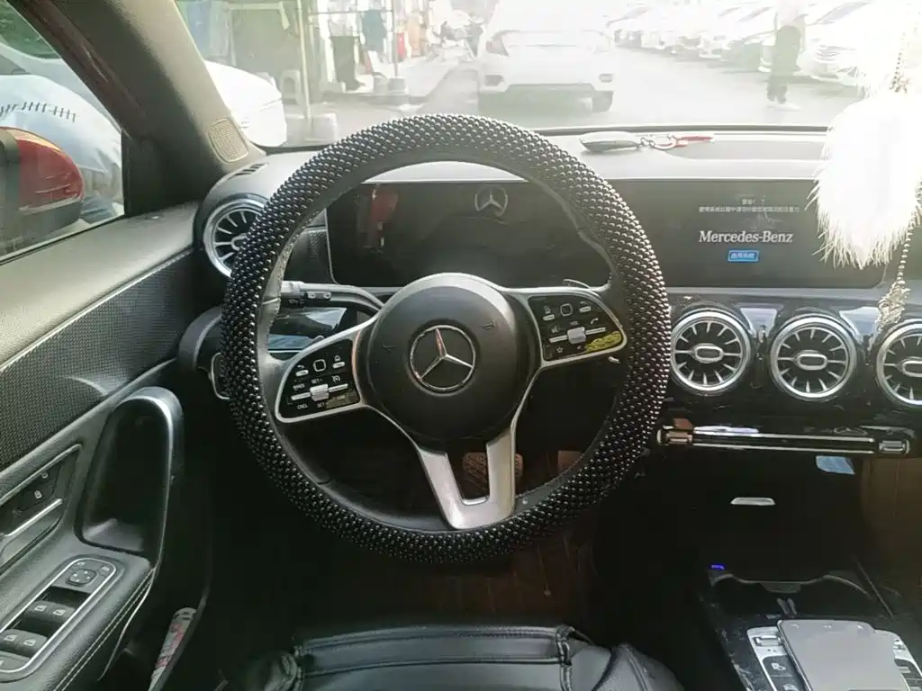 Mercedes-Benz A-Class (Import) — миниатюра 11