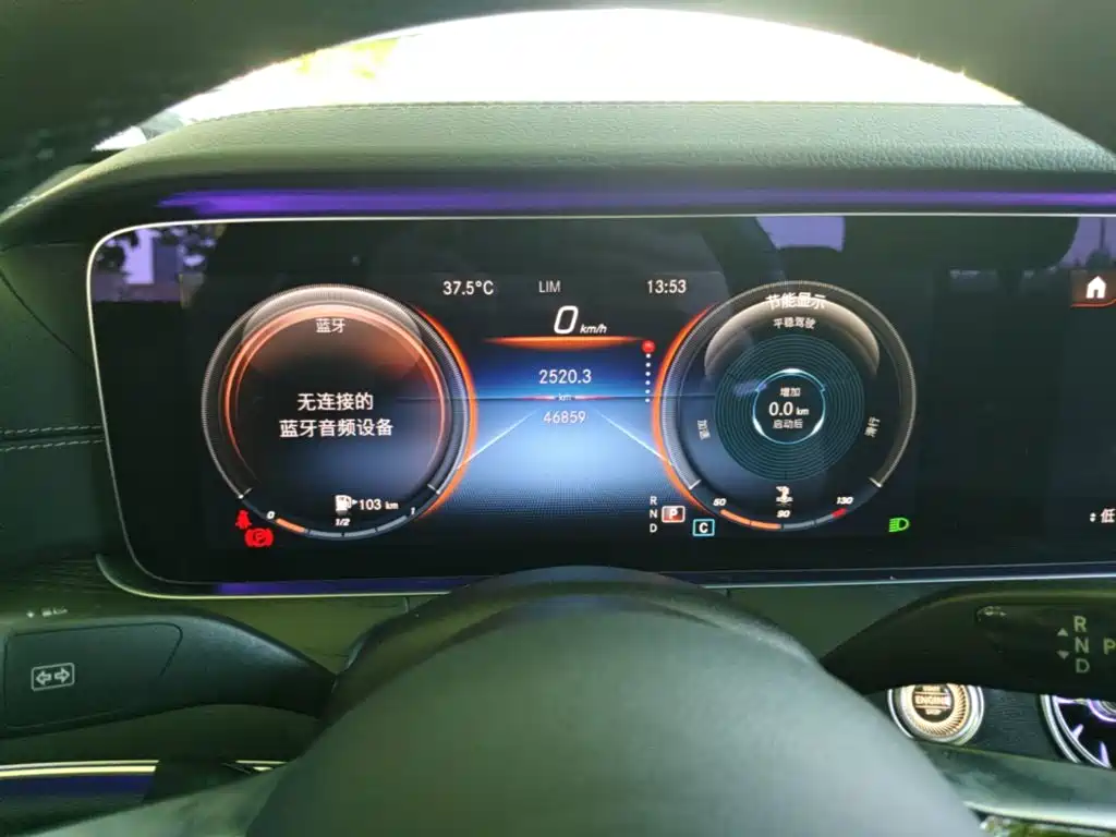 Mercedes-Benz E-Class (Import) — миниатюра 12