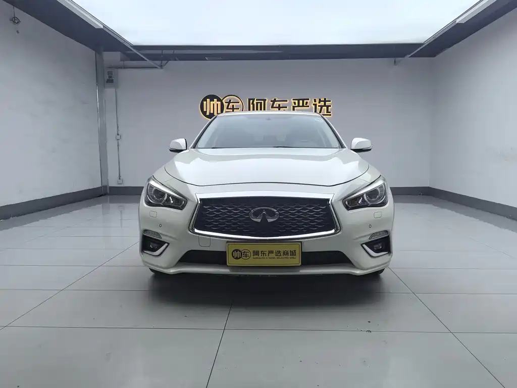 Infiniti Q50L 2018 2.0T VI