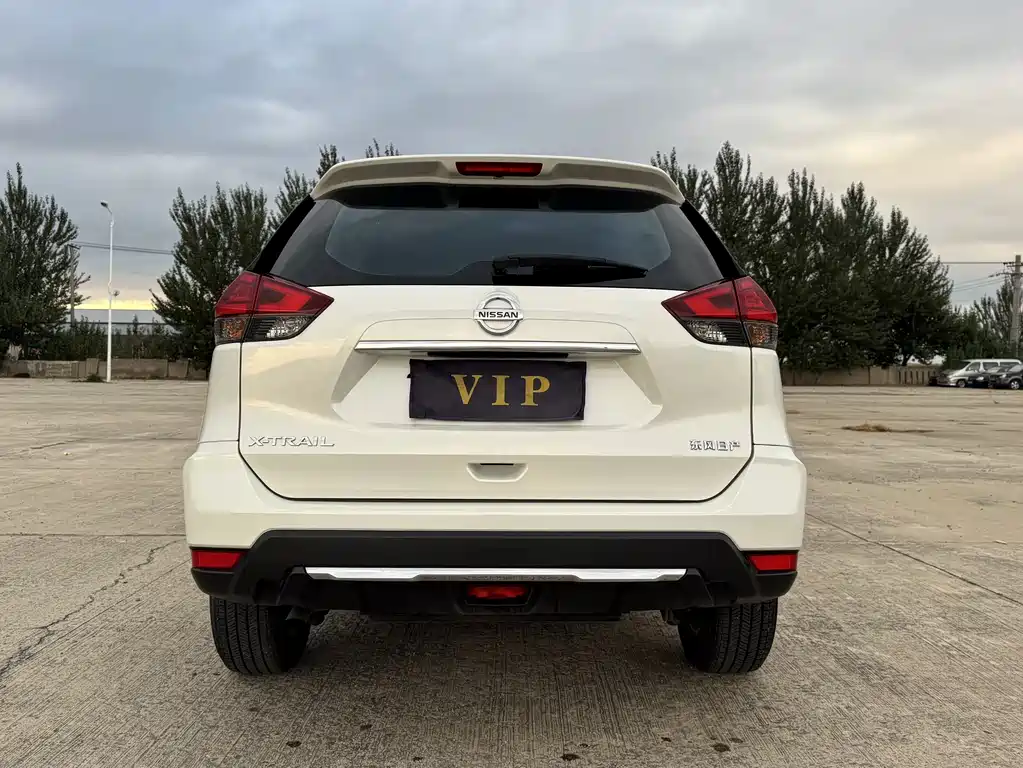 Nissan X-Trail — миниатюра 6
