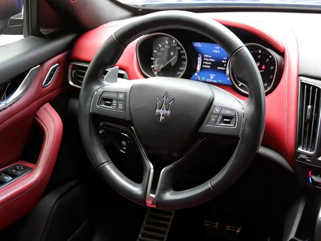 Maserati Levante — миниатюра 7