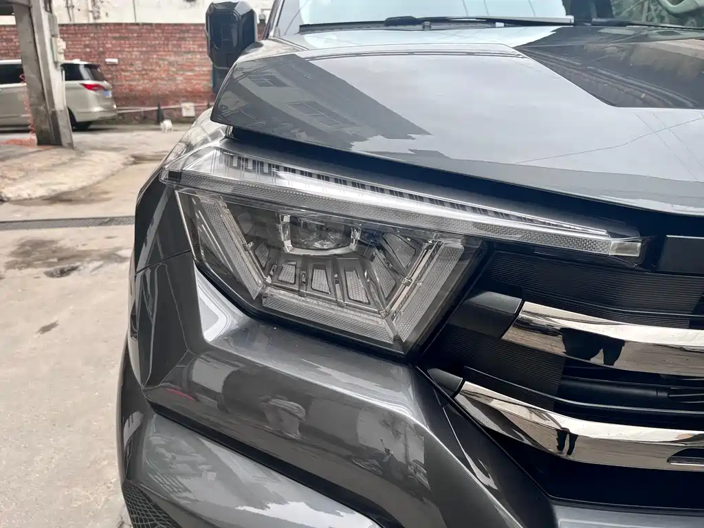 TANK TANK 400 NEW ENERGY