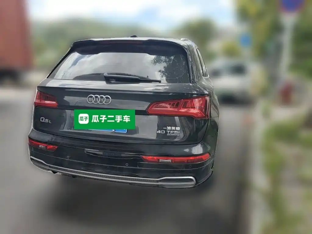 Audi Q5L — миниатюра 5