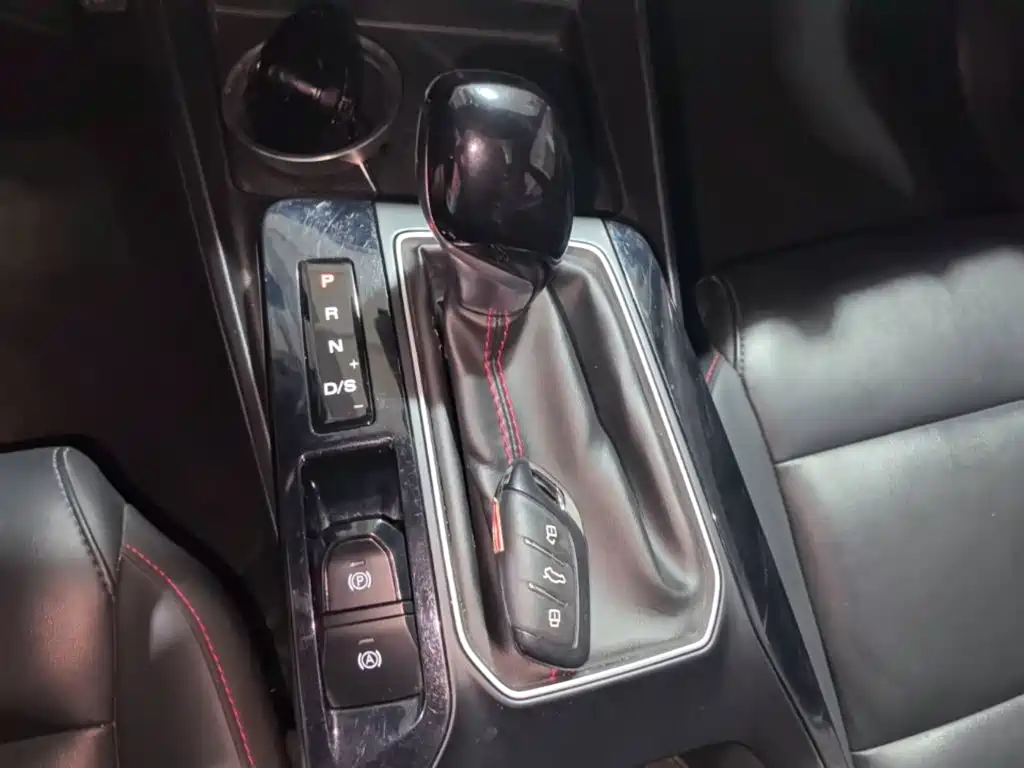 MG MG5 — миниатюра 14