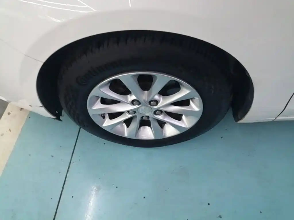 Buick Excelle — миниатюра 23
