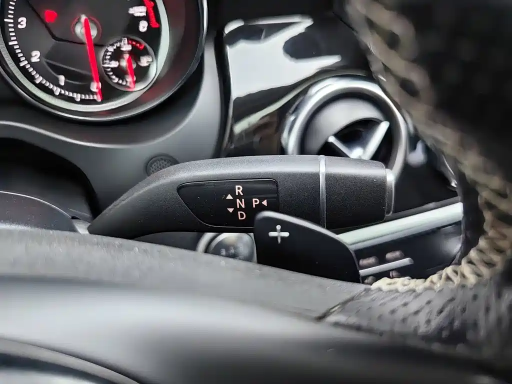 Mercedes-Benz GLA — миниатюра 13