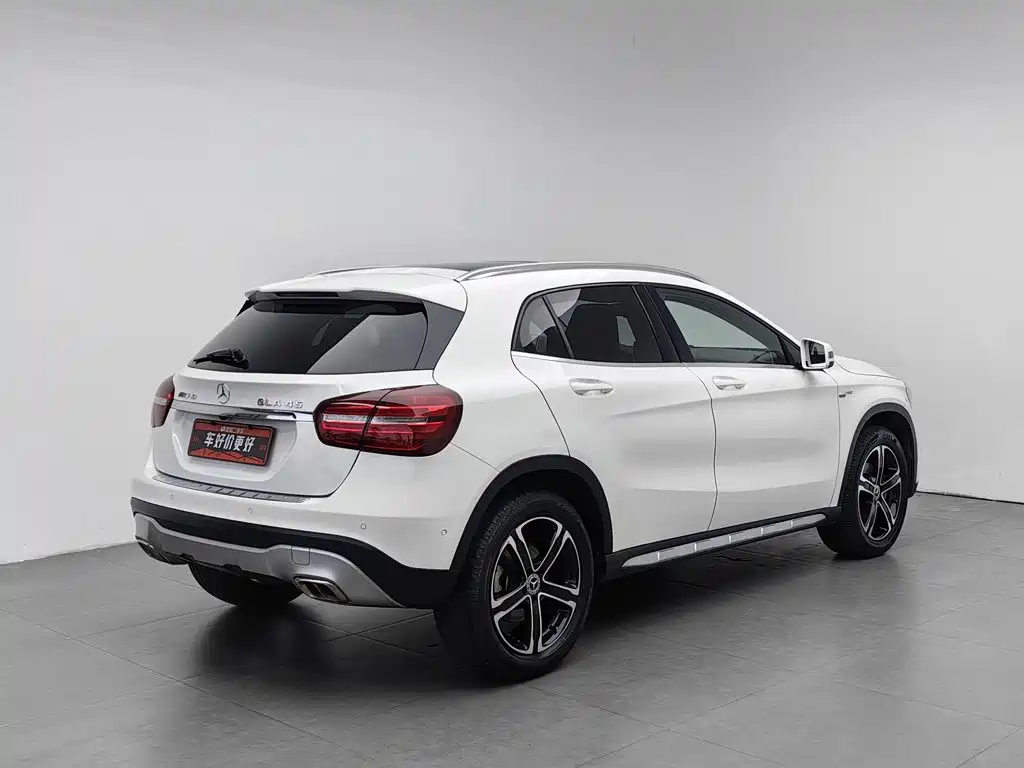 Mercedes-Benz GLA — миниатюра 2