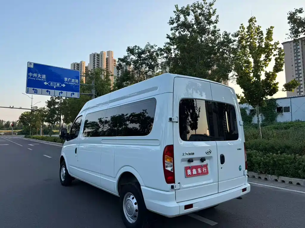 MAXUS V80 — миниатюра 9