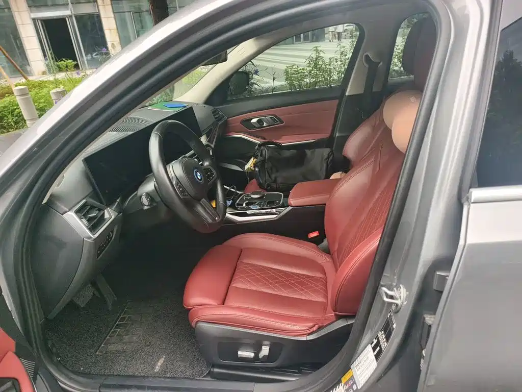 BMW i3 — миниатюра 8