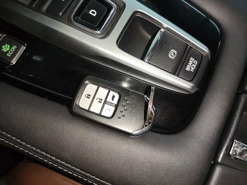 Honda UR-V — миниатюра 9