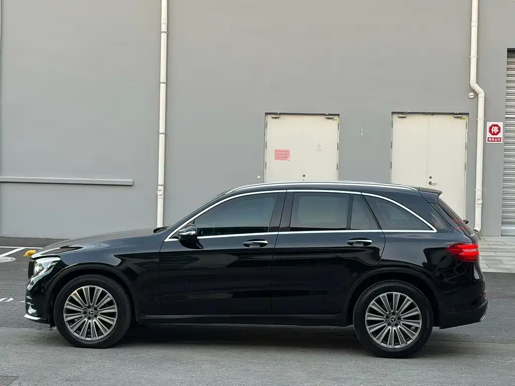 Mercedes-Benz GLC — миниатюра 7