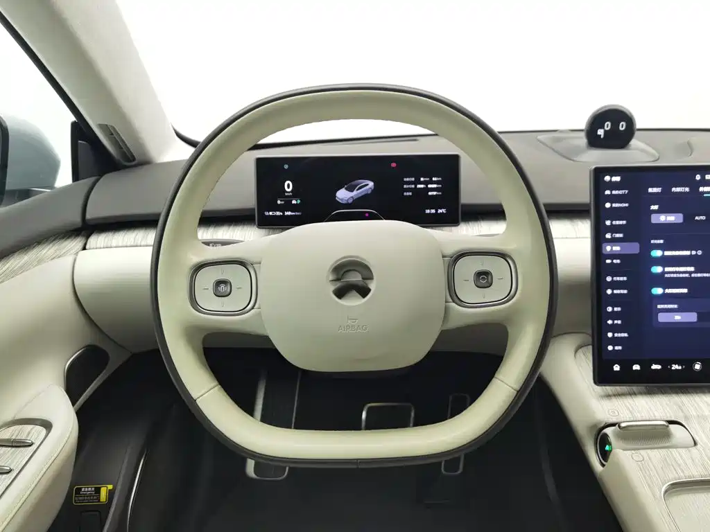 NIO ET7 — миниатюра 11