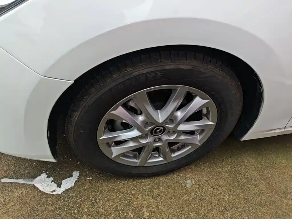Mazda 3 Axela — миниатюра 23