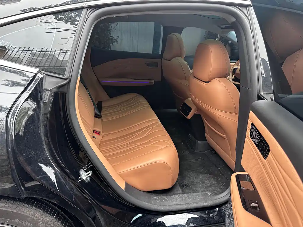 GEELY GALAXY GALAXY SPARKLE 8