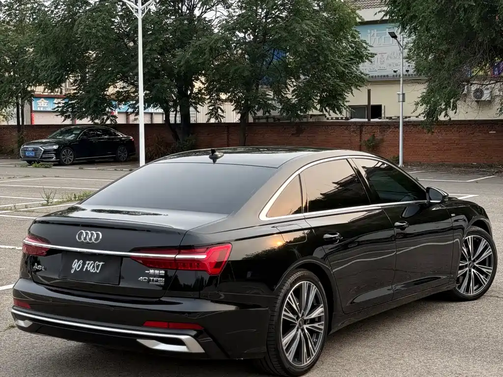 Audi A6L 2024 55 TFSI quattro Premium
