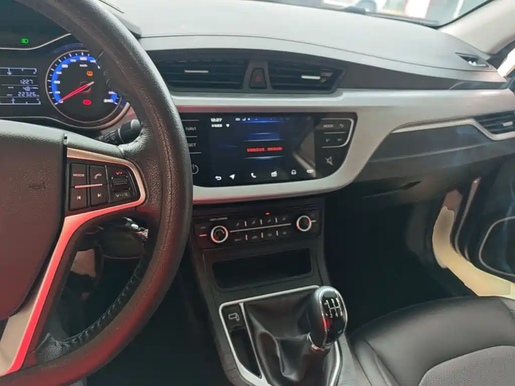 Geely Vision — миниатюра 10