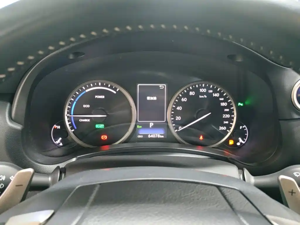 Lexus NX — миниатюра 8