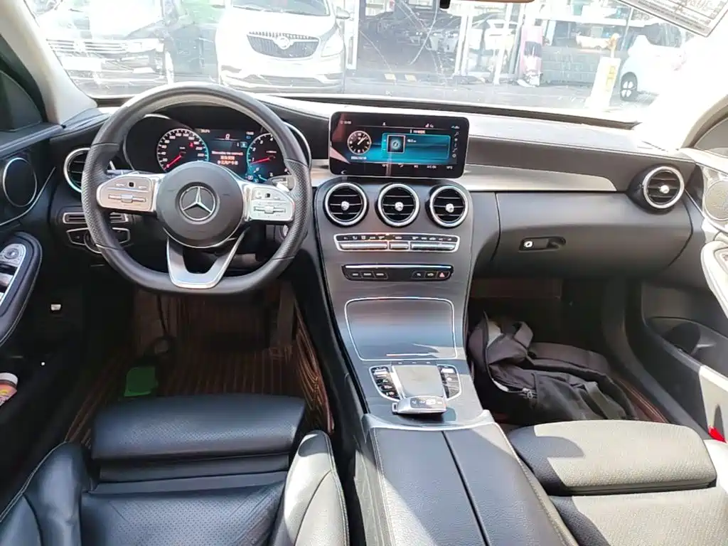 Mercedes-Benz C-Class — миниатюра 10