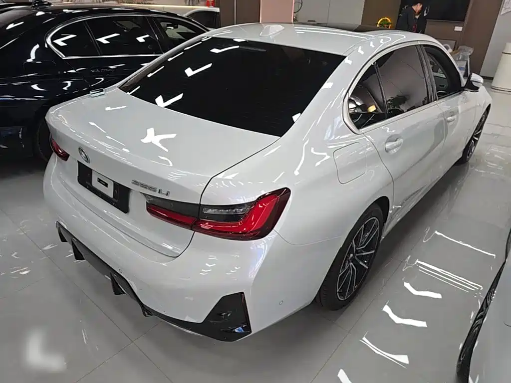 BMW 3 Series — миниатюра 7