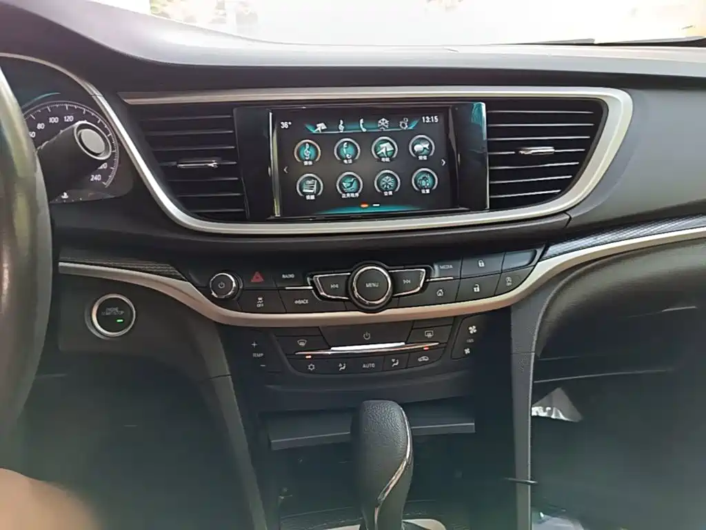 Buick Excelle — миниатюра 13