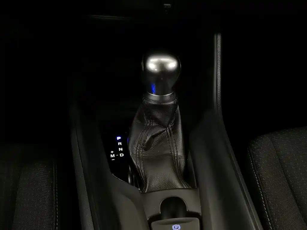 Toyota IZOA — миниатюра 13