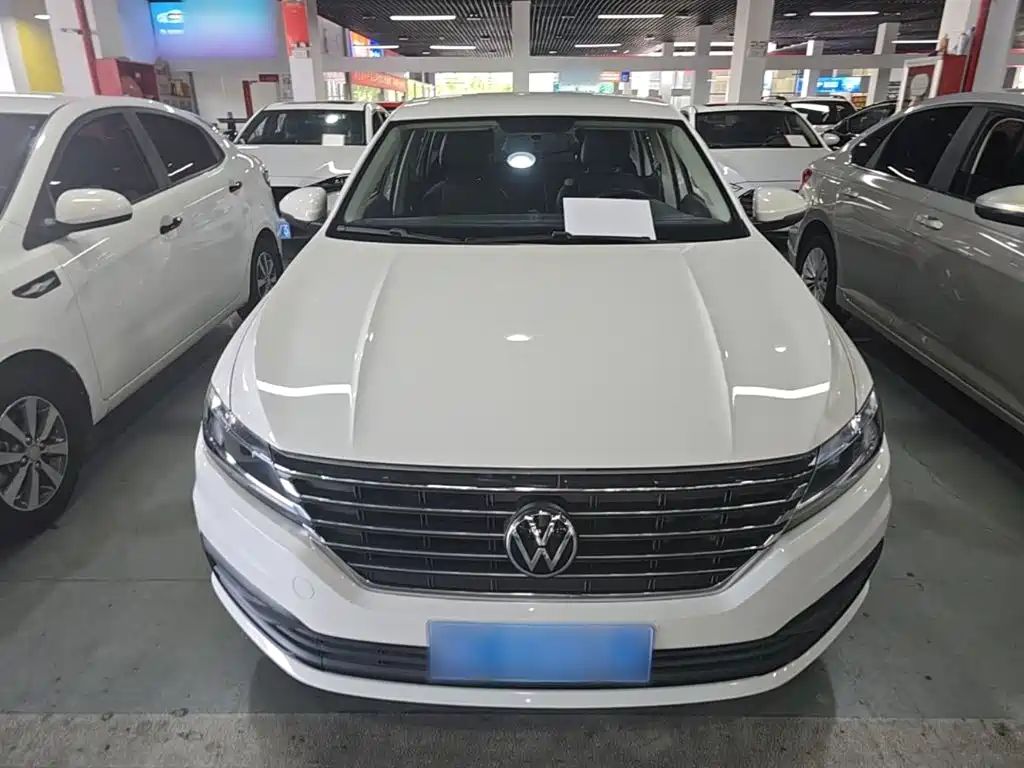 Volkswagen Lavida — миниатюра 3