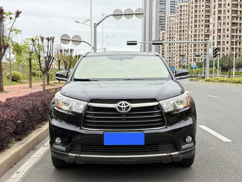 Купить Toyota Highlander