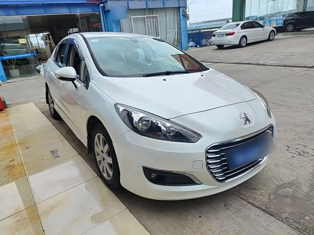 Peugeot 308 — миниатюра 4