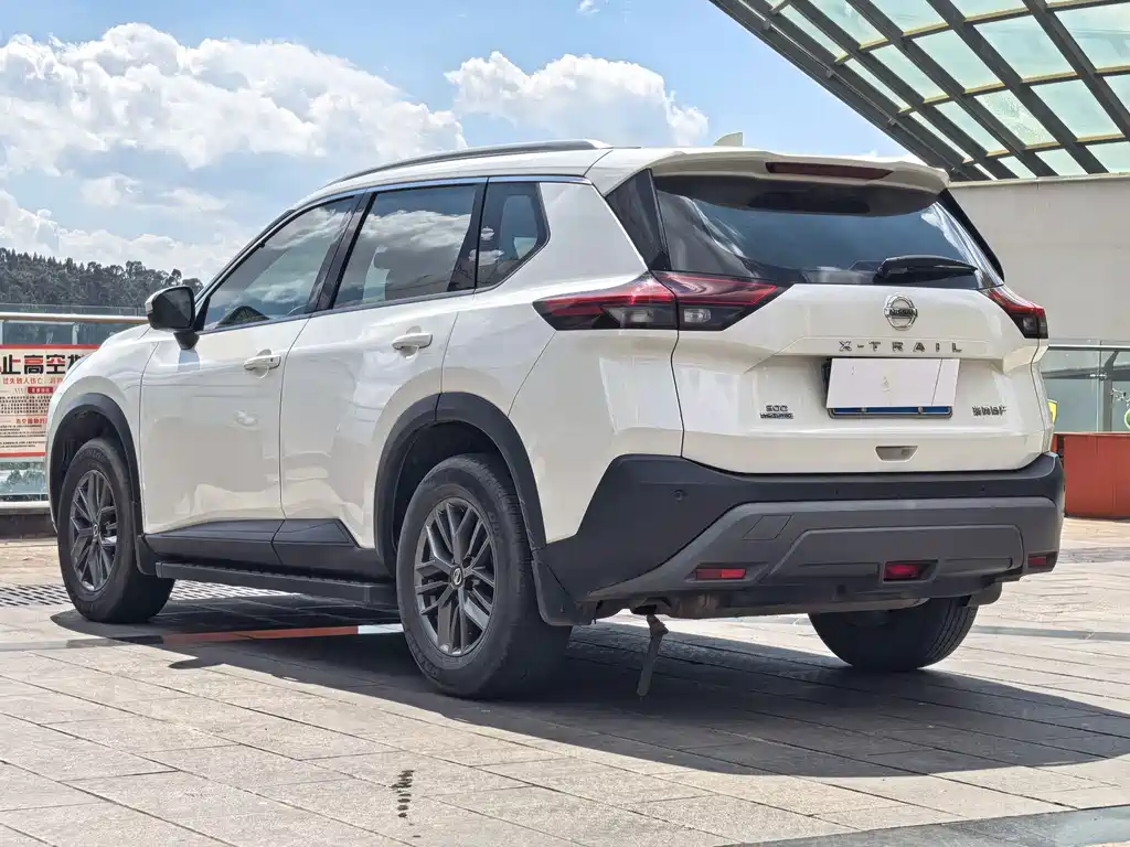 Nissan X-Trail — миниатюра 7