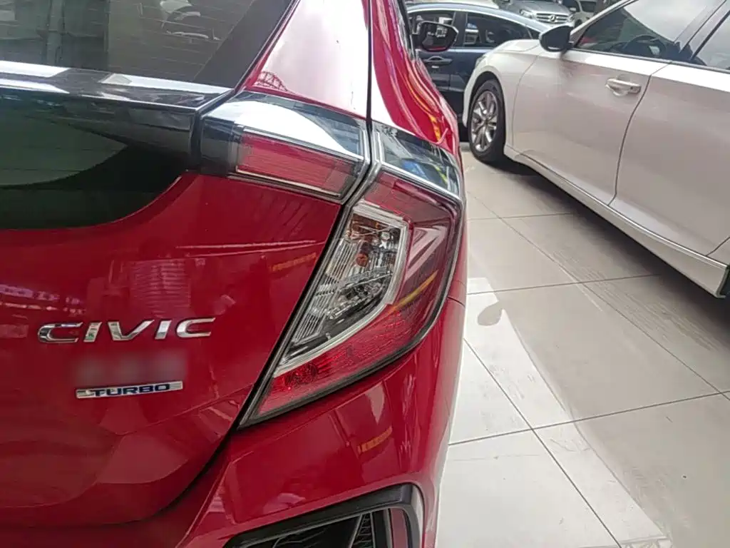 Honda Civic — миниатюра 8